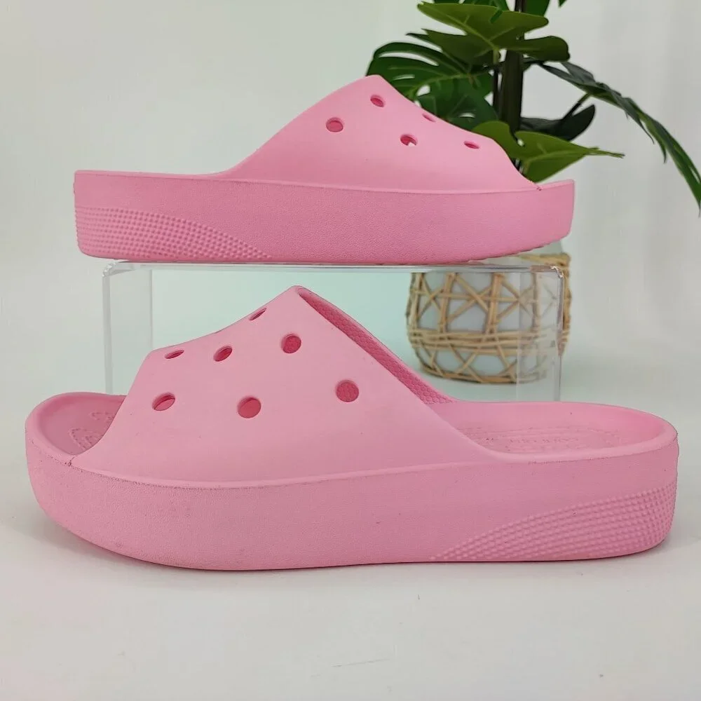 Croc Women's Classic Pink Rubber Platform Slide Sandal Size 7